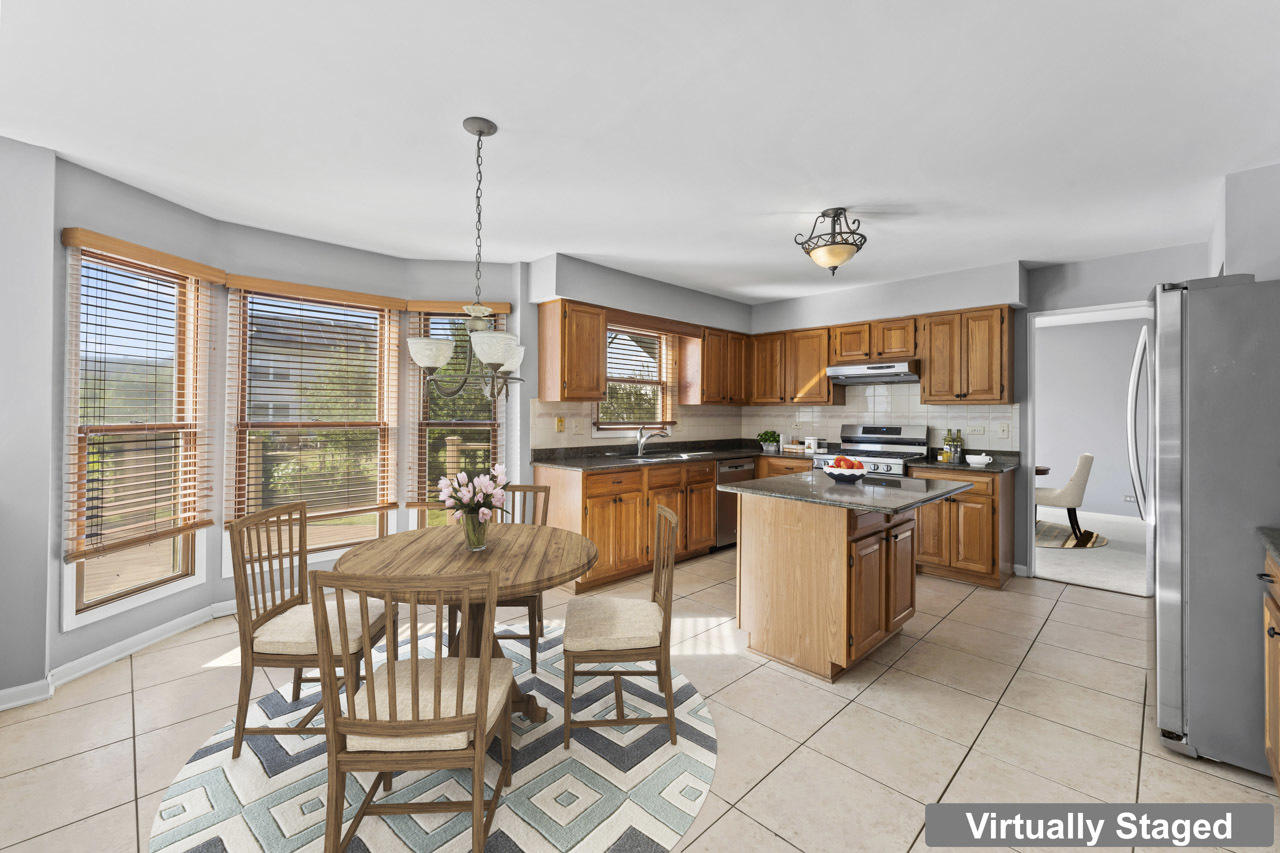 1338 Saddlebrook Road Bartlett, IL 60103 - Photo 5 of 60 Gallery Image 5