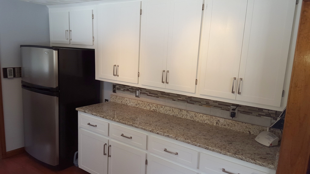 117 Partridge Road Billerica, MA 01821 - Photo 3 of 42 Gallery Image 3