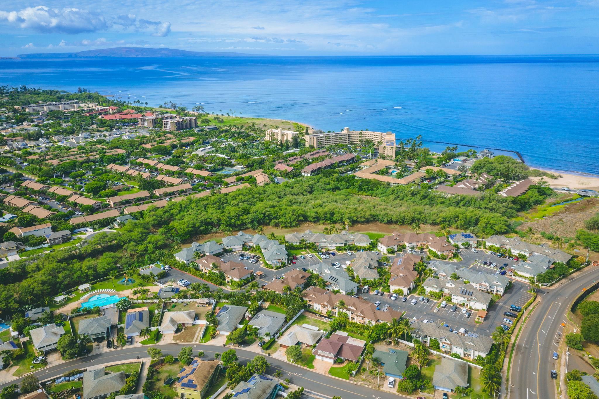 30 Halili Lane, Unit 3D Kihei, HI 96753 - Photo 2 of 46 a view of a city with an ocean