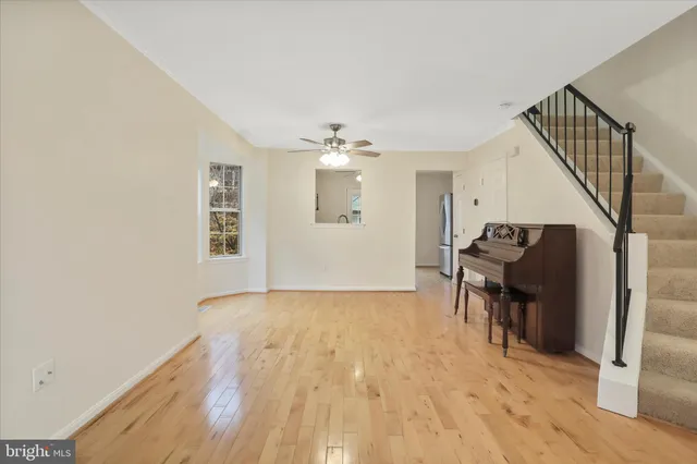 a view of livingroom with furniture and wooden floor