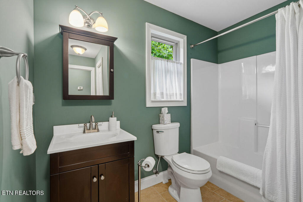 306 Inagehi Lane Loudon, TN 37774 - Photo 35 of 50 DSC04400