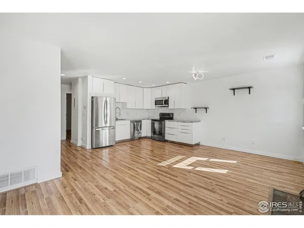 $235,000 | 225 East 8th Avenue, Unit F2, Longmont, CO 80504