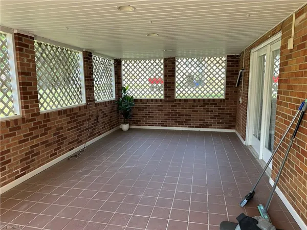 $1,200 | 5100 B Murray Road, Winston-Salem, NC 27106