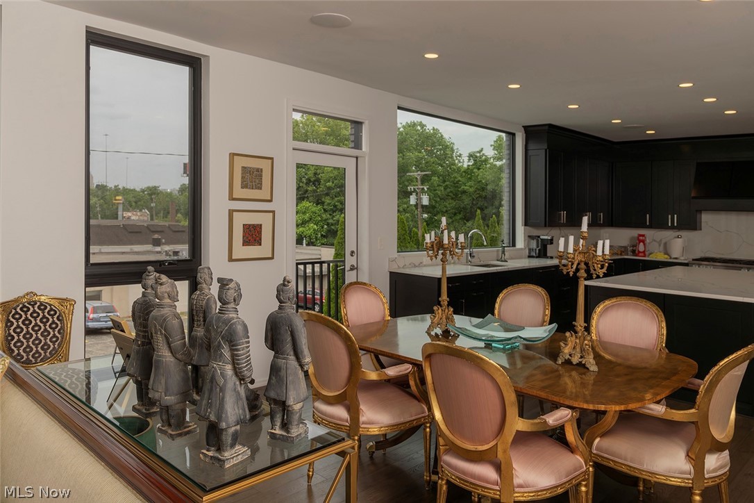 2315 Scranton Road Cleveland, OH 44113 - Photo 9 of 49 Dining & Kitchen
