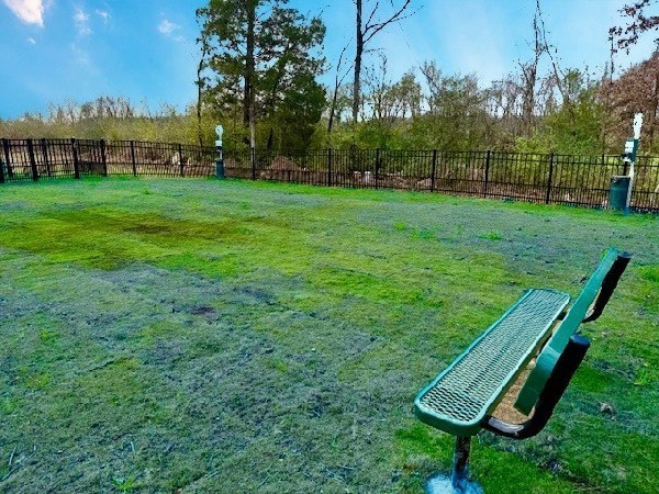 1294 Bluffton Circle Clarksville, TN 37043 - Photo 8 of 9 a view of a backyard with a garden