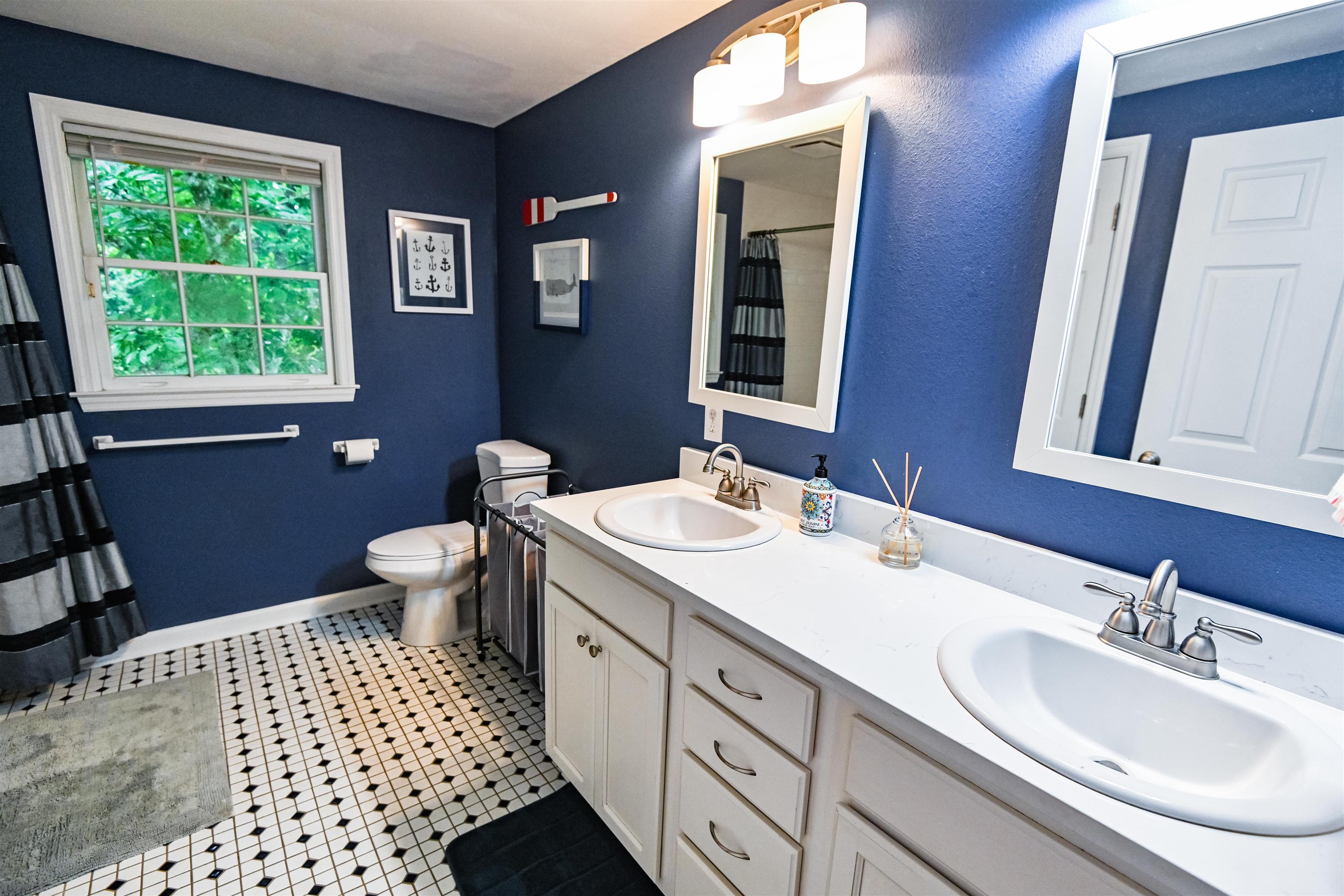 406 Timberlane Road Tallahassee, FL 32312 - Photo 27 of 36 Gallery Image 27