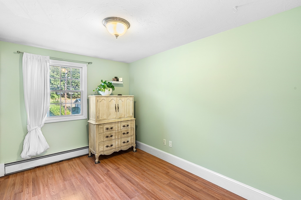 14 Francine Road Framingham, MA 01701 - Photo 21 of 33