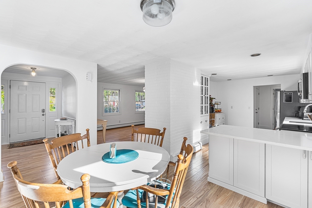 14 Francine Road Framingham, MA 01701 - Photo 5 of 33