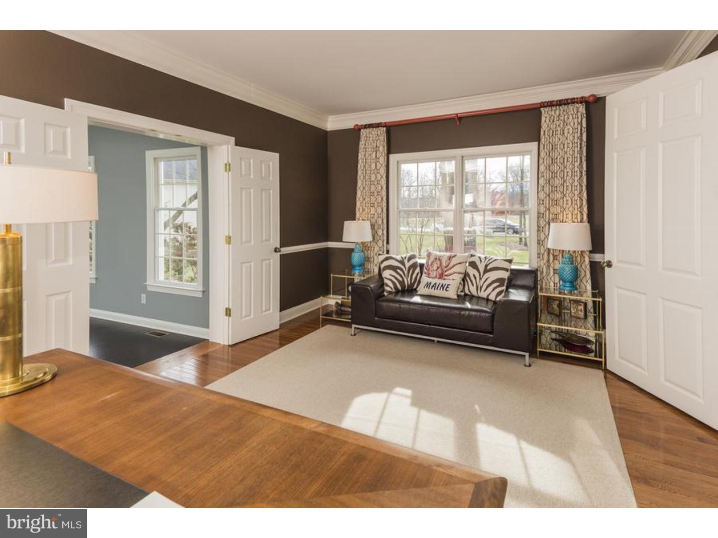 78 Stone Cliff Road Princeton, NJ 08540 - Photo 4 of 25 Living Room
