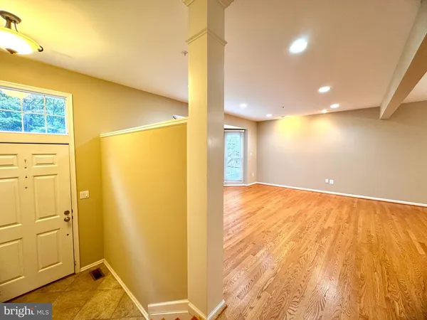 $5,200 | 11433 Hollowstone Drive, Rockville, MD 20852