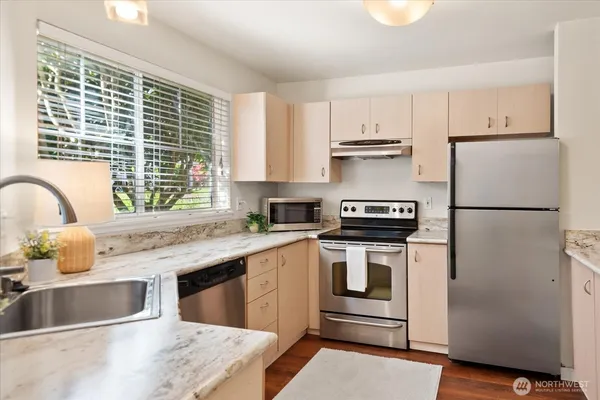 $265,000 | 5300 Harbour Pointe Boulevard, Unit 309C, Mukilteo, WA 98275
