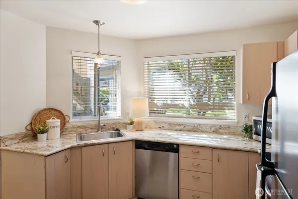$265,000 | 5300 Harbour Pointe Boulevard, Unit 309C, Mukilteo, WA 98275
