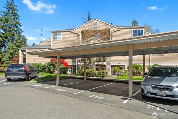 $265,000 | 5300 Harbour Pointe Boulevard, Unit 309C, Mukilteo, WA 98275