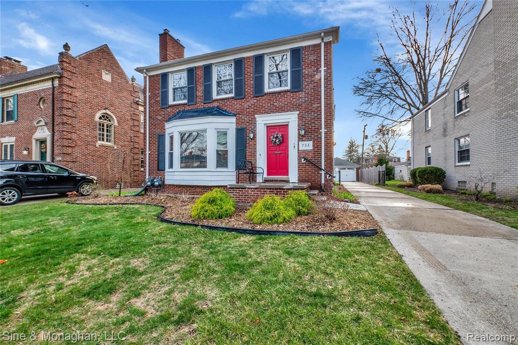 731-733 Harcourt Road Grosse Pointe Park, MI 48230 - Photo 3 of 40