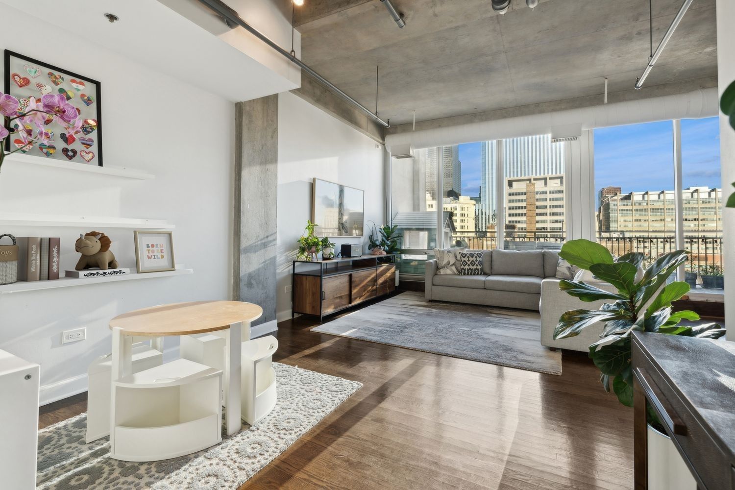 700 West Van Buren Street, Unit PH2 Chicago, IL 60607 - Photo 20 of 37