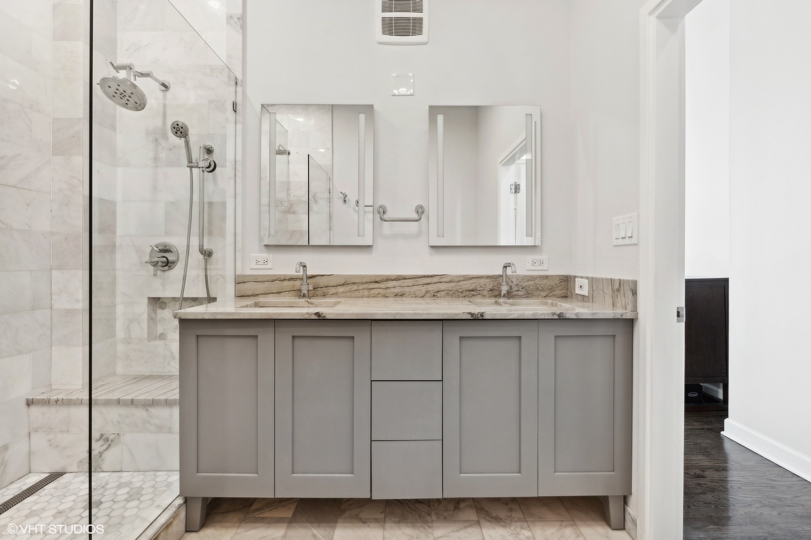 700 West Van Buren Street, Unit PH2 Chicago, IL 60607 - Photo 25 of 37