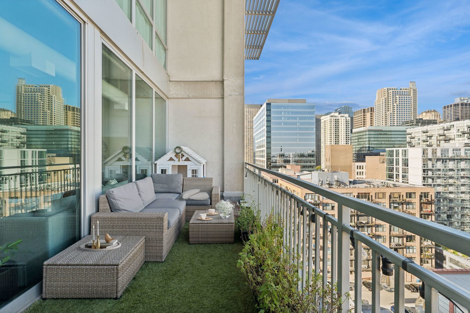 700 West Van Buren Street, Unit PH2 Chicago, IL 60607 - Photo 34 of 37