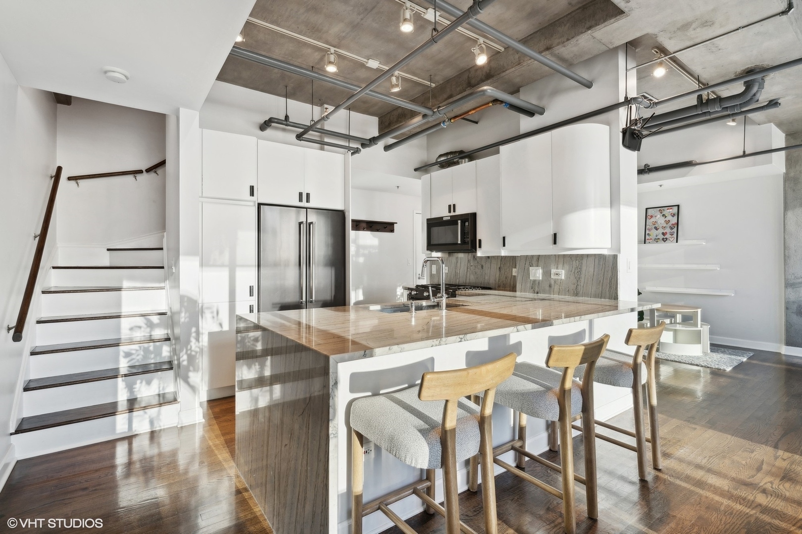 700 West Van Buren Street, Unit PH2 Chicago, IL 60607 - Photo 10 of 37