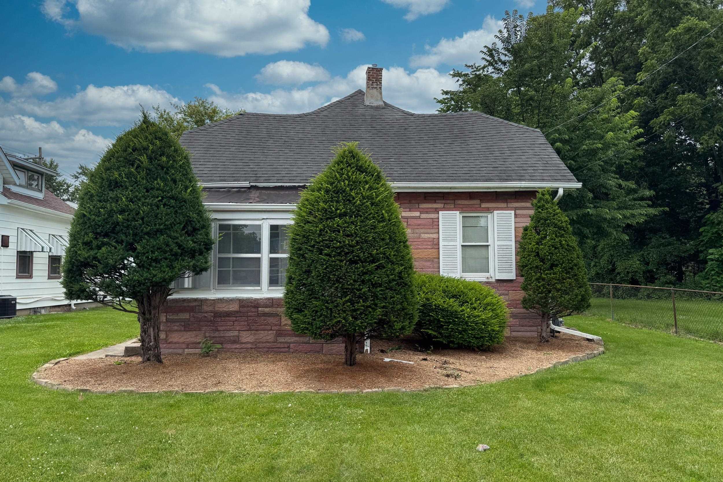 129 East Riverside Boulevard Loves Park, IL 61111 - Photo 1 of 20