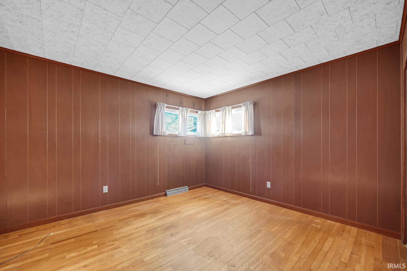 439 South Main Street Culver, IN 46511 - Photo 18 of 27