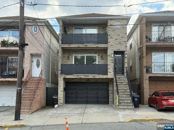 $3,600 | 67 71st Street, Unit 2, Guttenberg, NJ 07093