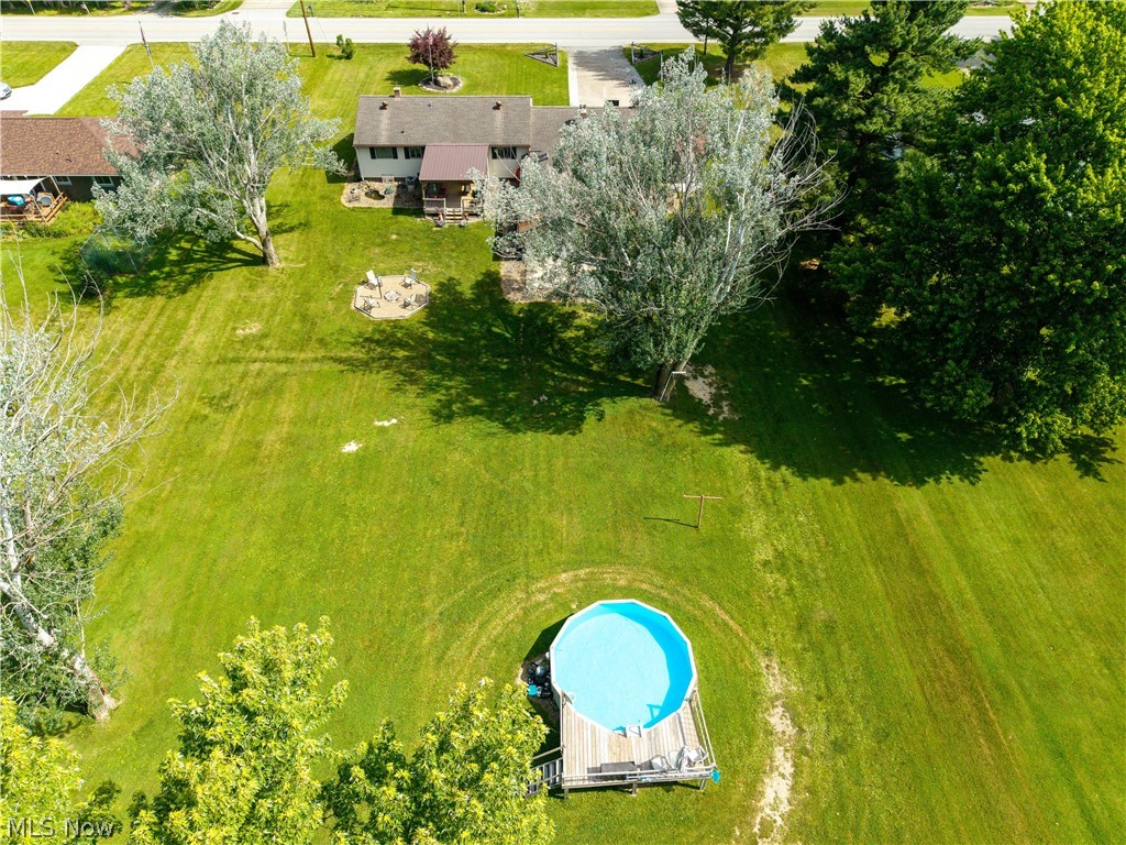 37581 Capel Road Grafton, OH 44044 - Photo 41 of 49 Saltwater pool
