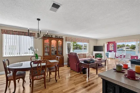 $269,000 | 5935 30th Avenue South, Unit 101, Gulfport, FL 33707