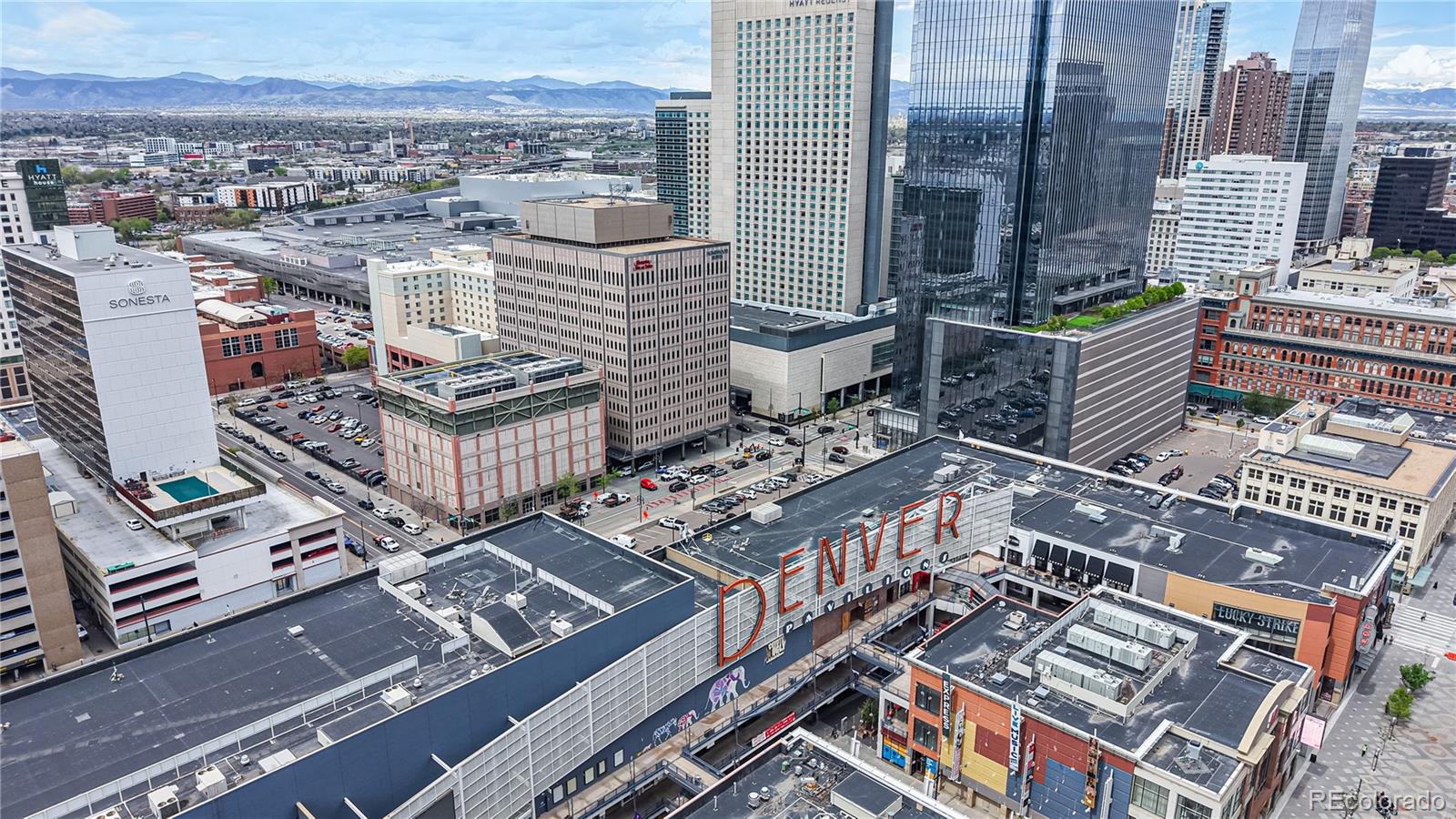 444 17th Street, Unit 301 Denver, CO 80202 - Photo 19 of 21 a city view with tall buildings