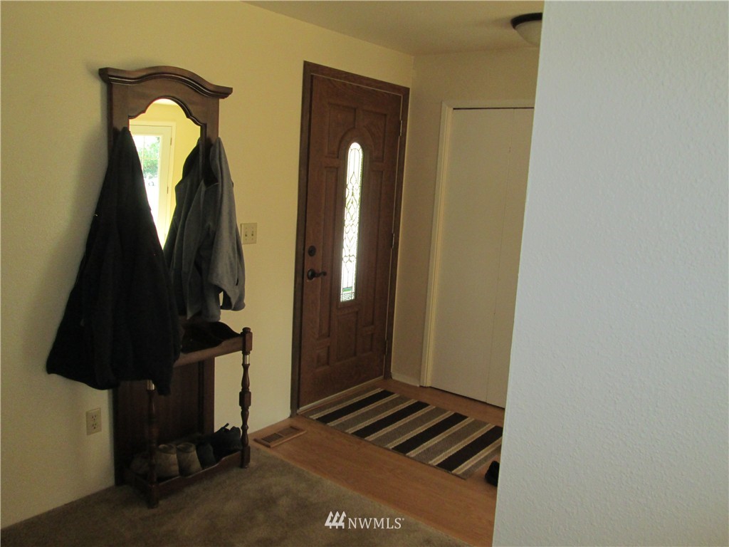2355 North Reservation Road Oak Harbor, WA 98277 - Photo 6 of 25 Gallery Image 6