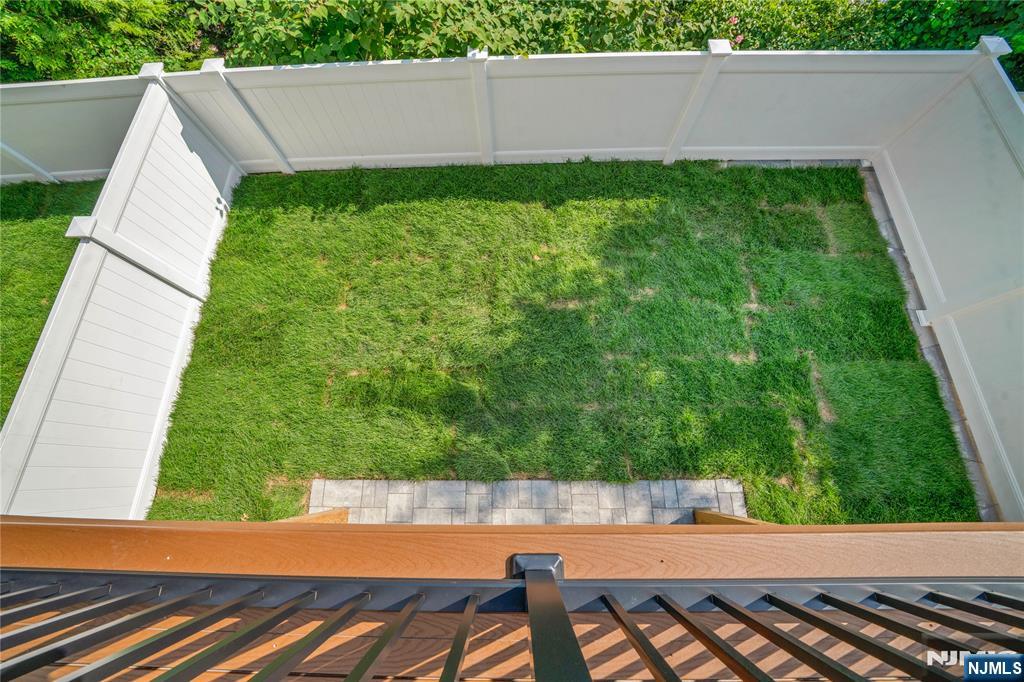 686 Probst Avenue, Unit B Fairview, NJ 07022 - Photo 28 of 28 Gallery Image 28