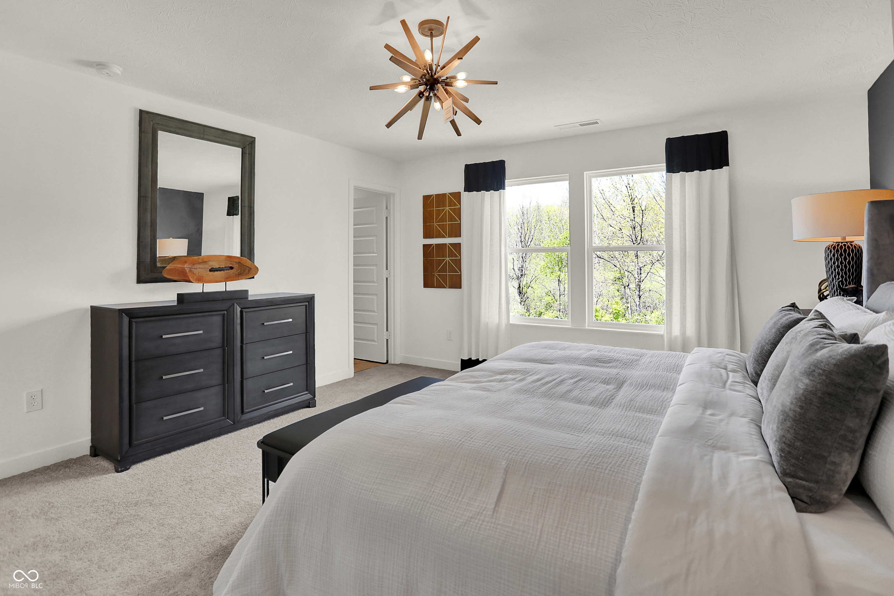 11904 Marling Way Indianapolis, IN 46235 - Photo 29 of 42