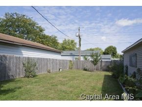 2247 East Eleanor Avenue Springfield, IL 62702 - Photo 13 of 16
