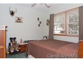 2247 East Eleanor Avenue Springfield, IL 62702 - Photo 9 of 16