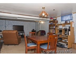 2247 East Eleanor Avenue Springfield, IL 62702 - Photo 10 of 16