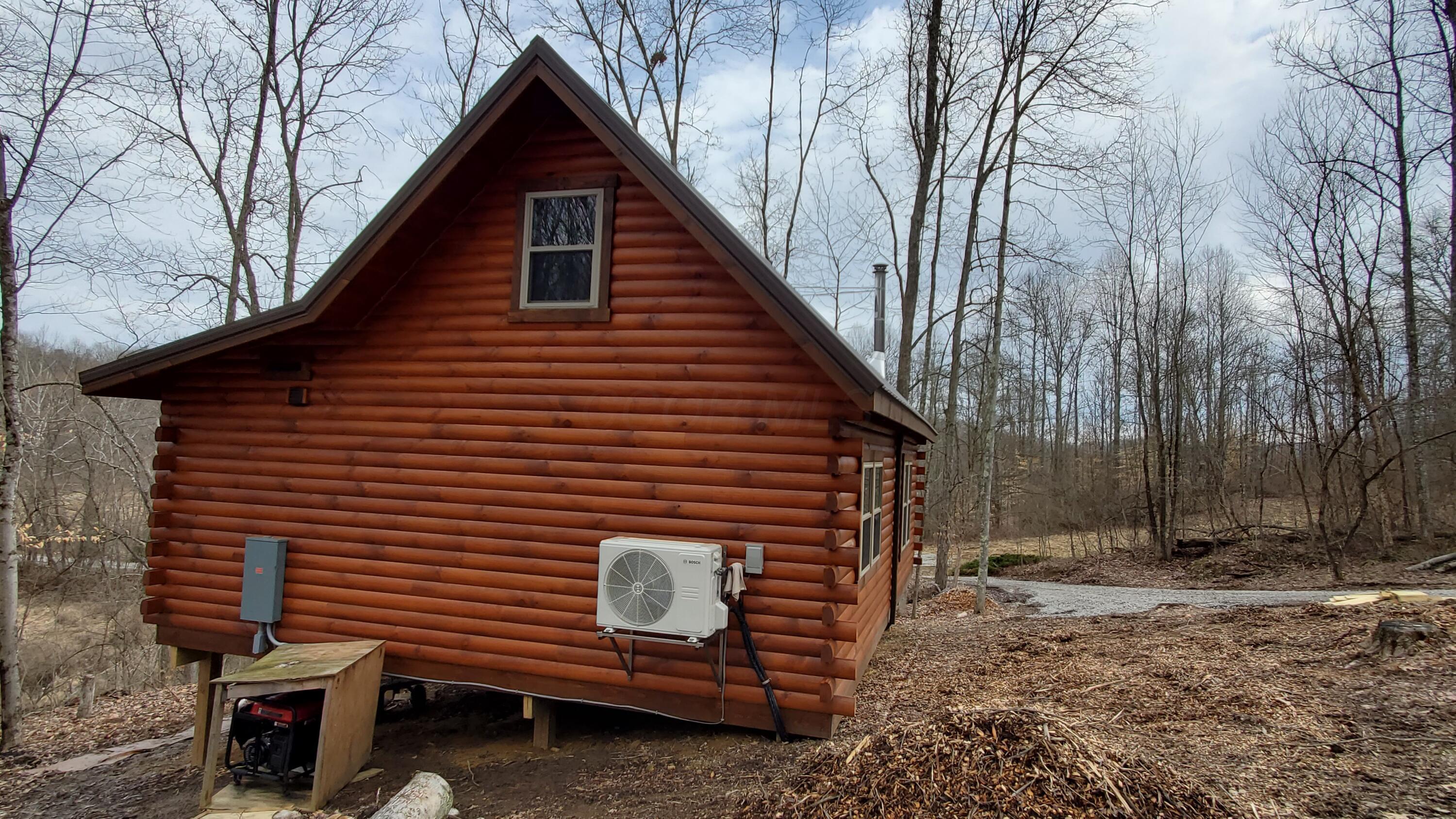 6870 Crane Run Road Cumberland, OH 43732 - Photo 4 of 49 20250226_123858