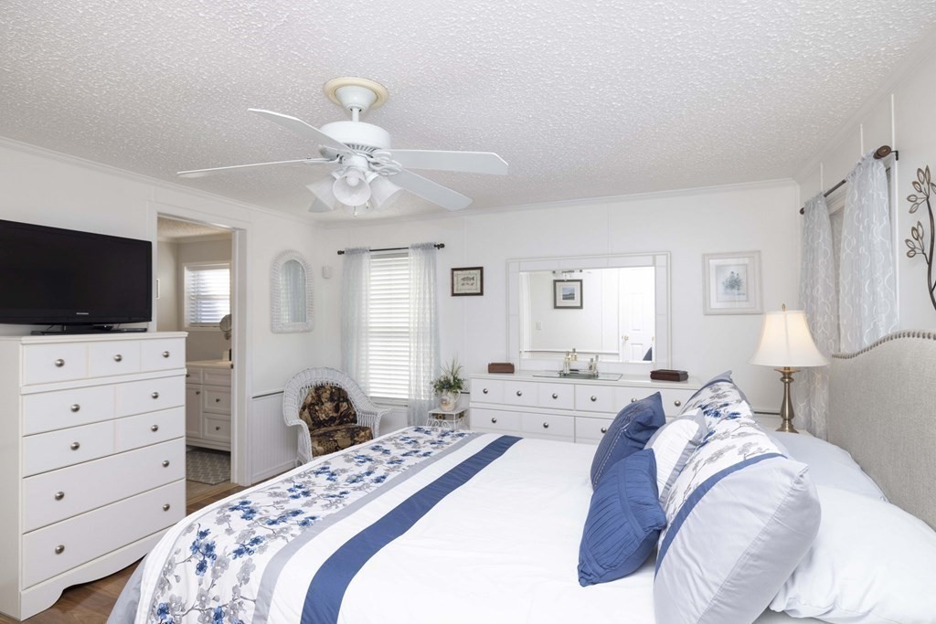 4 Amber Way Raynham, MA 02767 - Photo 18 of 41 Gallery Image 18