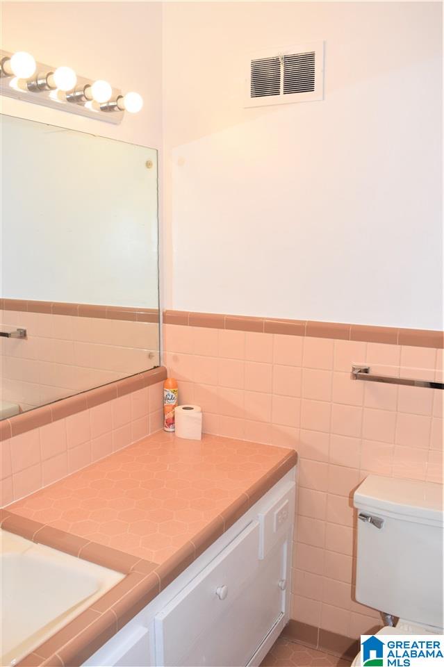 912 Barnisdale Road Birmingham, AL 35235 - Photo 20 of 30