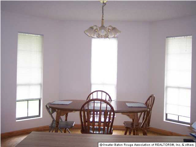 16392 Charles Gonzales Road Prairieville, LA 70769 - Photo 5 of 10 Gallery Image 5