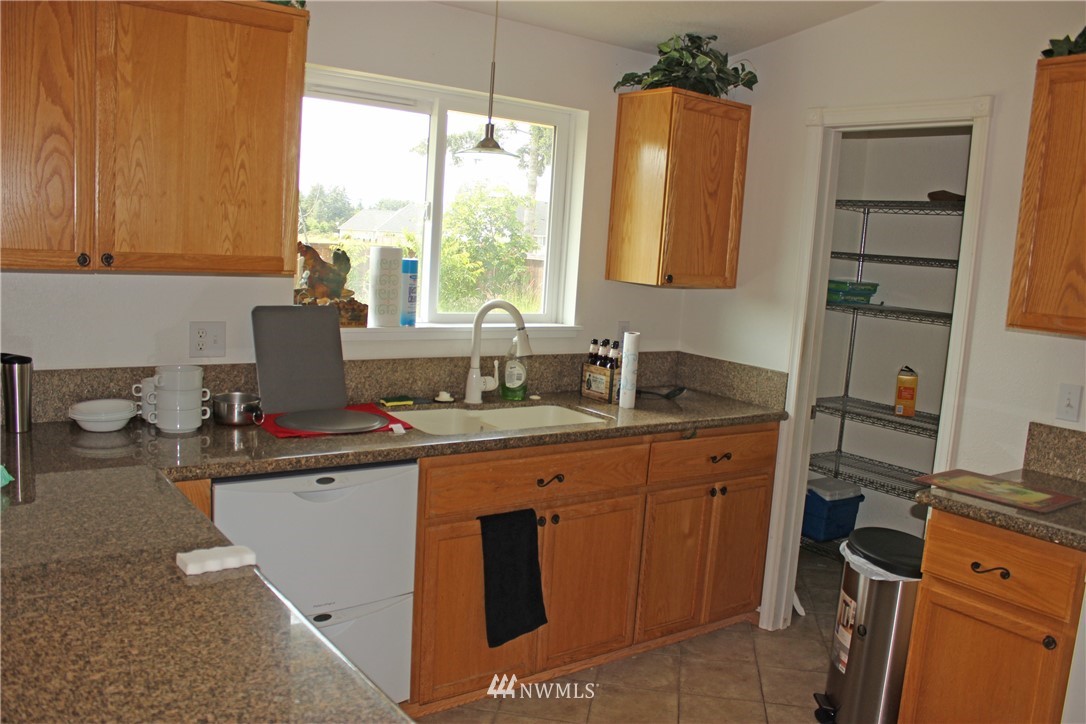 17929 Irwin Street Southwest Rochester, WA 98579 - Photo 14 of 24