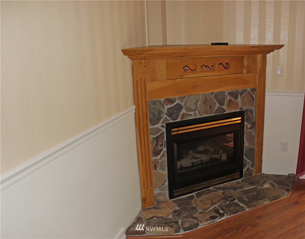 17929 Irwin Street Southwest Rochester, WA 98579 - Photo 8 of 24