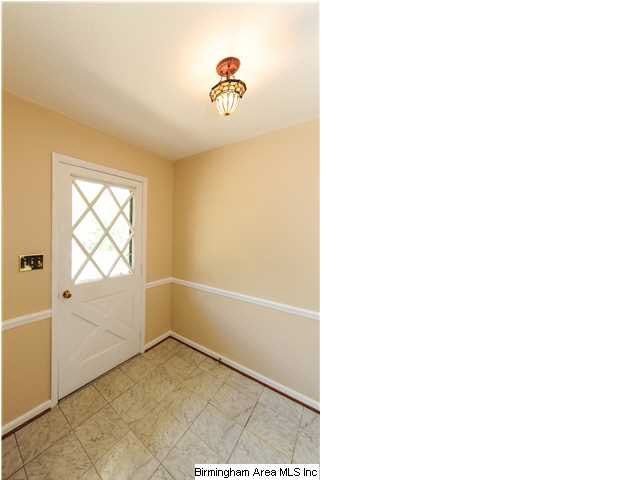 433 Ferncliff Drive Birmingham, AL 35213 - Photo 4 of 32