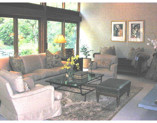 33 Conant Road Lincoln, MA 01773 - Photo 2 of 5