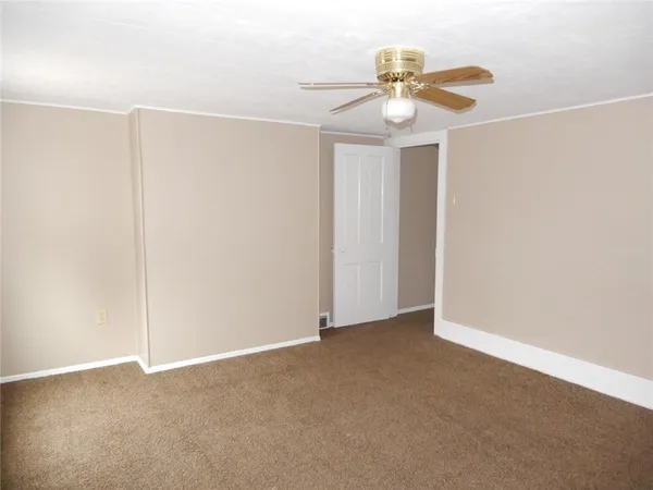 $850 | 395 1st Street, Lawrence, PA 15055