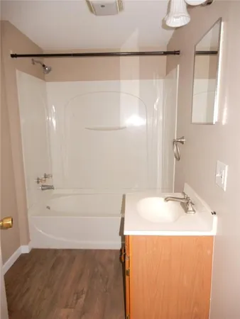 $850 | 395 1st Street, Lawrence, PA 15055