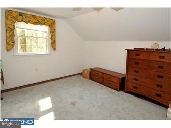 835 Worrell Road Rydal, PA 19046 - Photo 9 of 12 Bedroom 3