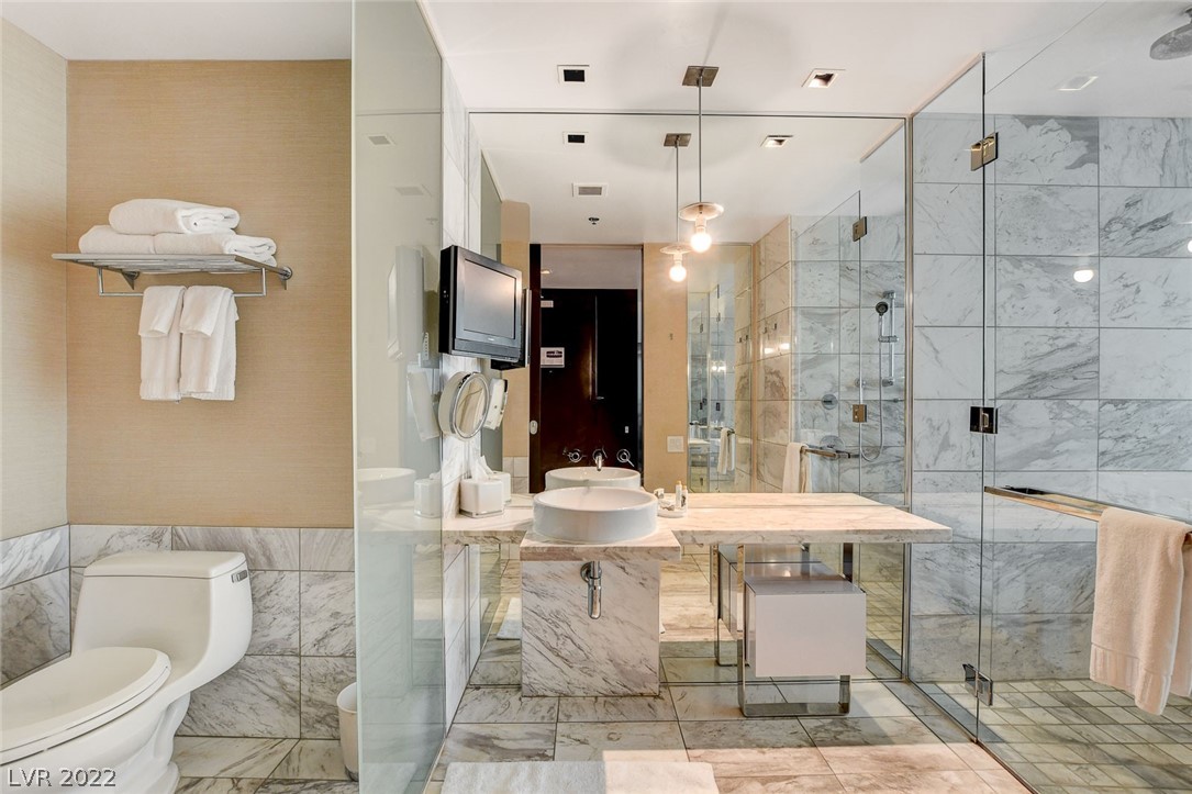 4381 West Flamingo Road, Unit 3010 Las Vegas, NV 89103 - Photo 16 of 34