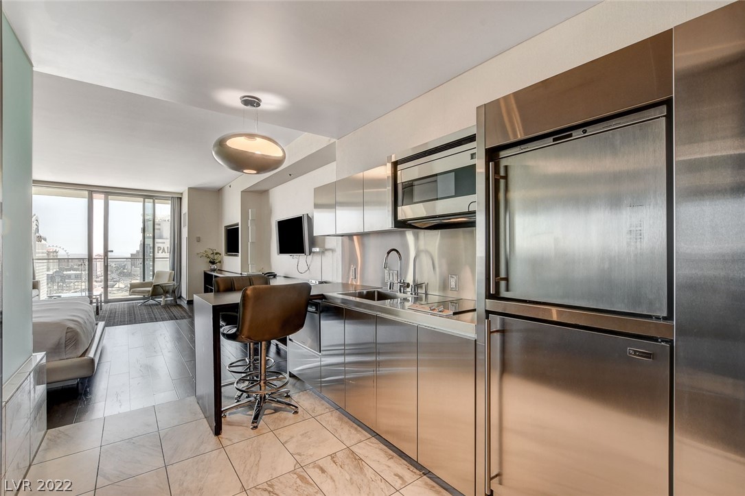 4381 West Flamingo Road, Unit 3010 Las Vegas, NV 89103 - Photo 18 of 34