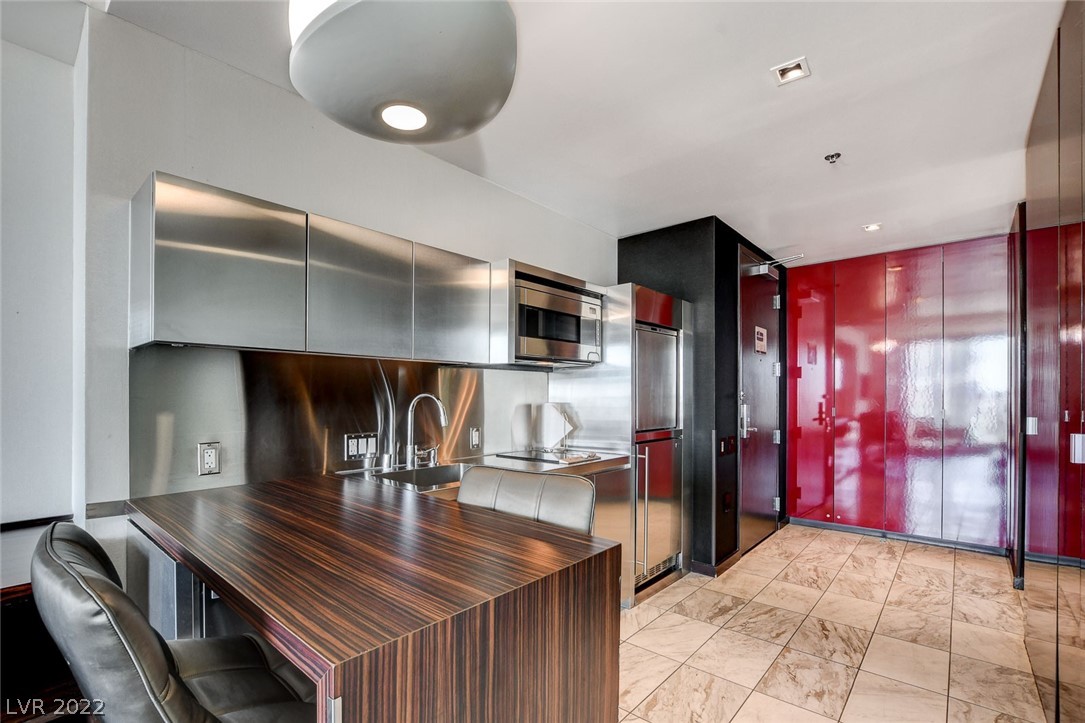 4381 West Flamingo Road, Unit 3010 Las Vegas, NV 89103 - Photo 21 of 34