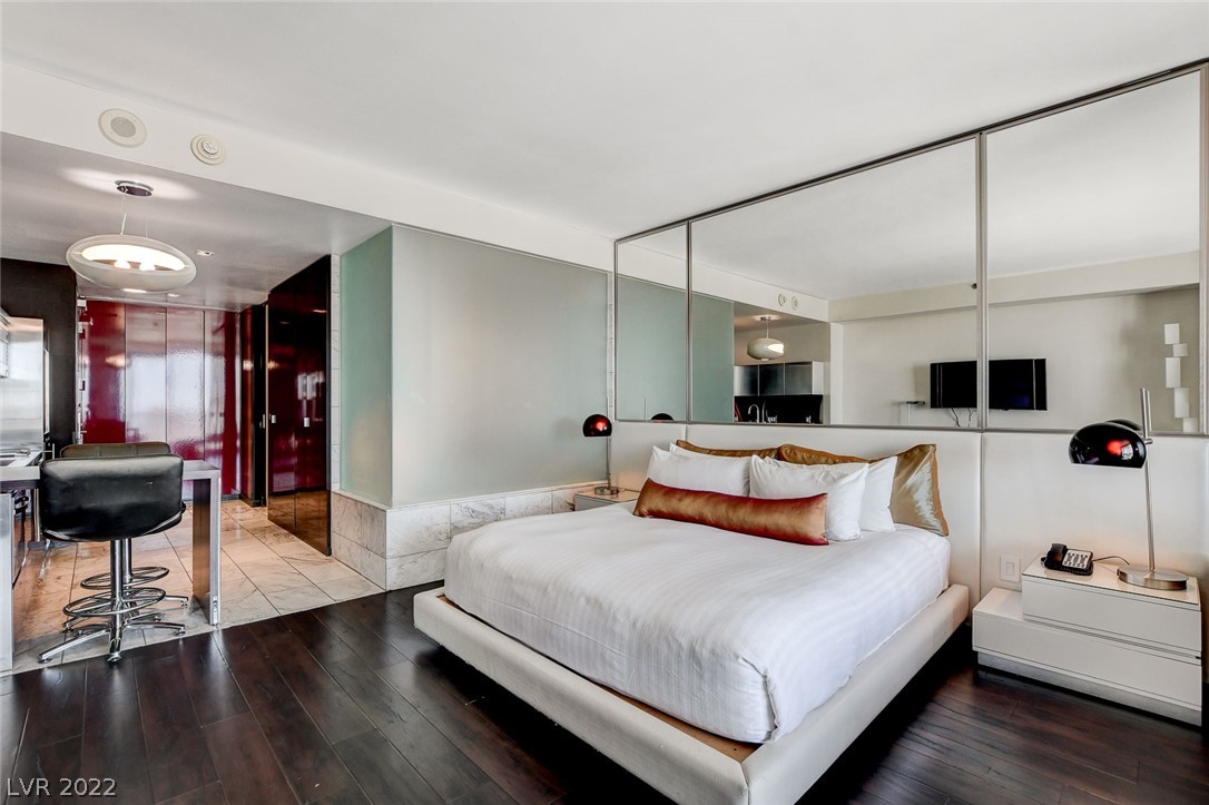 4381 West Flamingo Road, Unit 3010 Las Vegas, NV 89103 - Photo 23 of 34