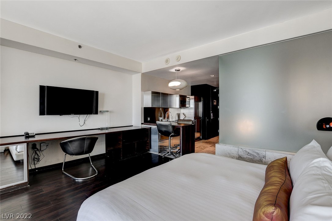 4381 West Flamingo Road, Unit 3010 Las Vegas, NV 89103 - Photo 24 of 34